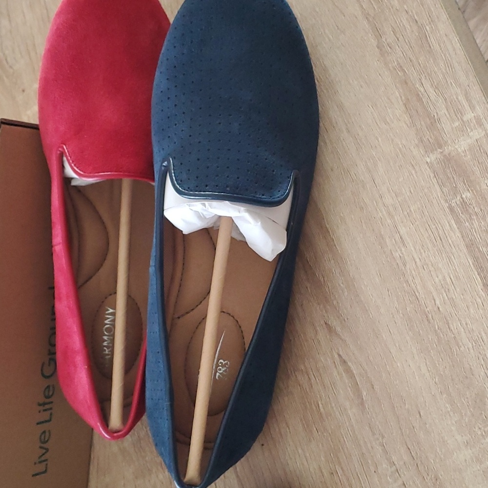 NWT Harmony 783 loafers. Red size8, silver size 8, navy 9. All 3 Pairs Incuded - Picture 6 of 8